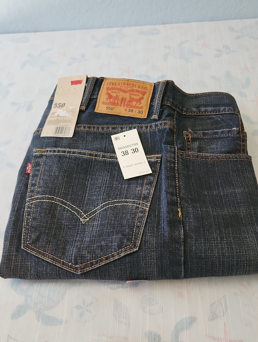 Levi's 550 Relaxed Fit Men's Jeans - Indigo Blue